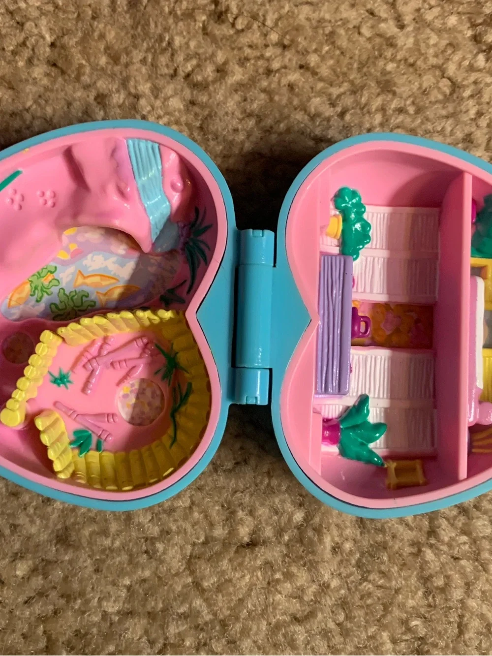 Polly Pocket Panda Play set